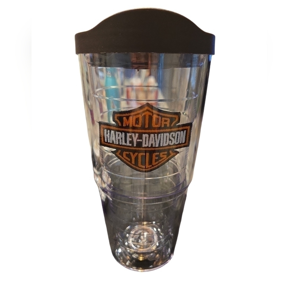 HARLEY-DAVIDSON TERVIS PLASTIC 24 OUNCE TUMBLER. BROWN LID.
